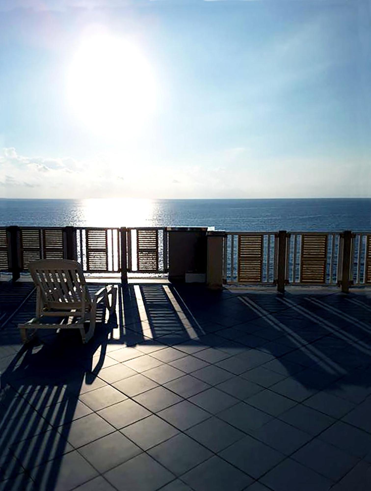 Hotel E Residence Il Faro Аччароли Экстерьер фото